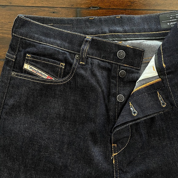 Diesel Men's W 32, blue Jean, never worn